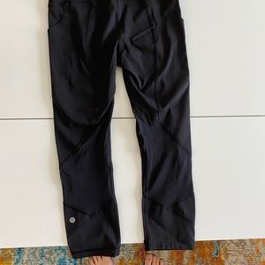 Lululemon Black Cropped Leggings
